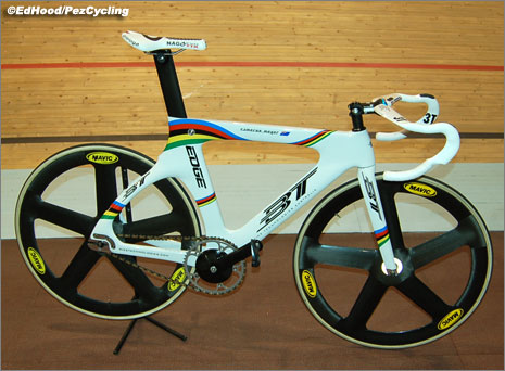 bt stealth track bike